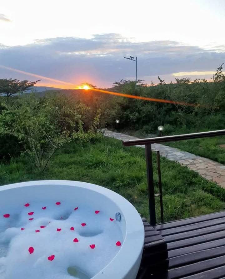 Honeymoon Safaris - Safari experience showcasing A Romantic Journey into the Wild in East Africa